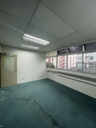 Valiant Industrial Building (D13), Factory #626382221